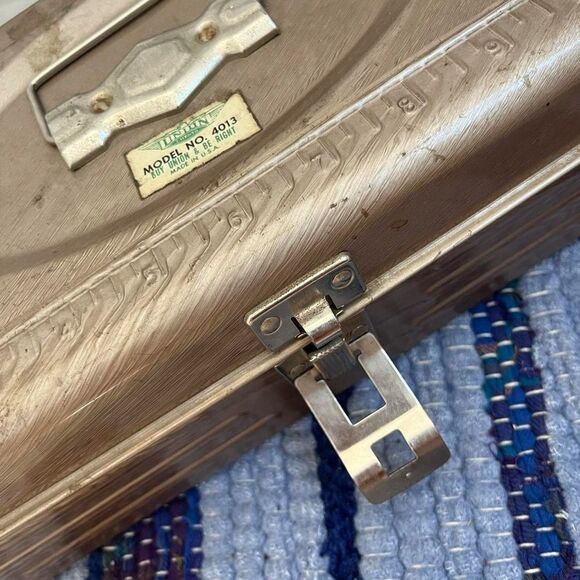 Vintage Union Steel Toolbox Tackle Box Storage Container Tan Brown Metal - Picture 3 of 4